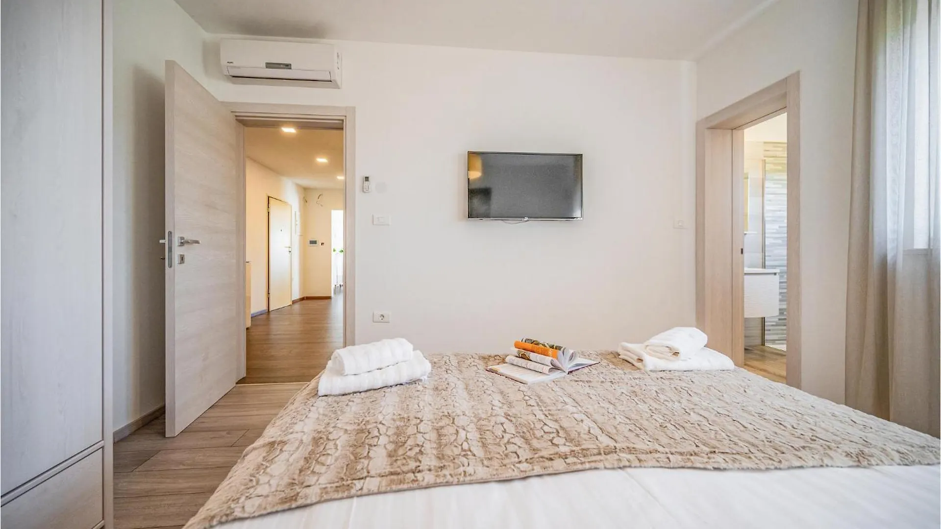 Holiday home Amazing Home In Pula With Outdoor Swimming Pool Croatia